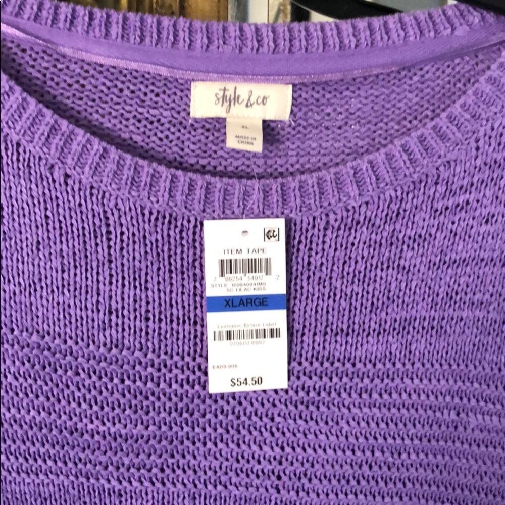 Sweater - Picture 2 of 4